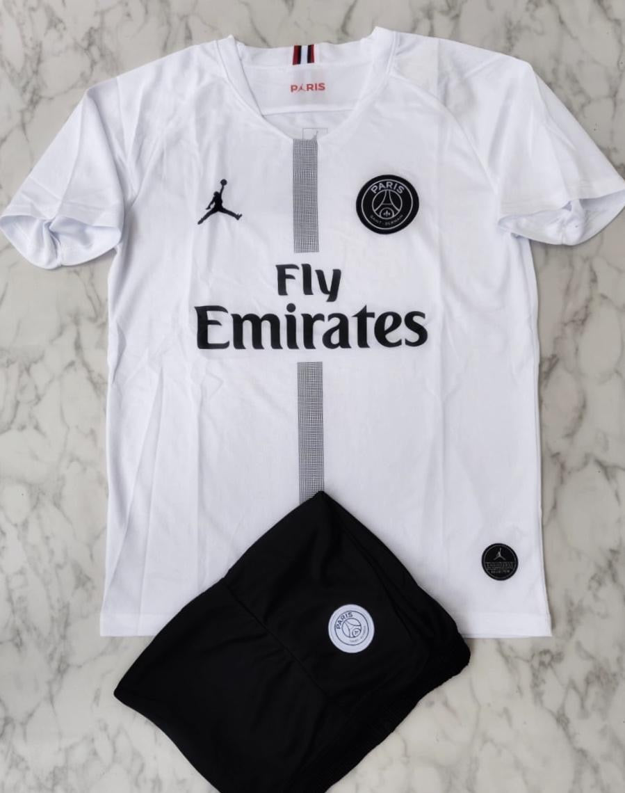 PSG - 2017/18 Retro Jersey Kit