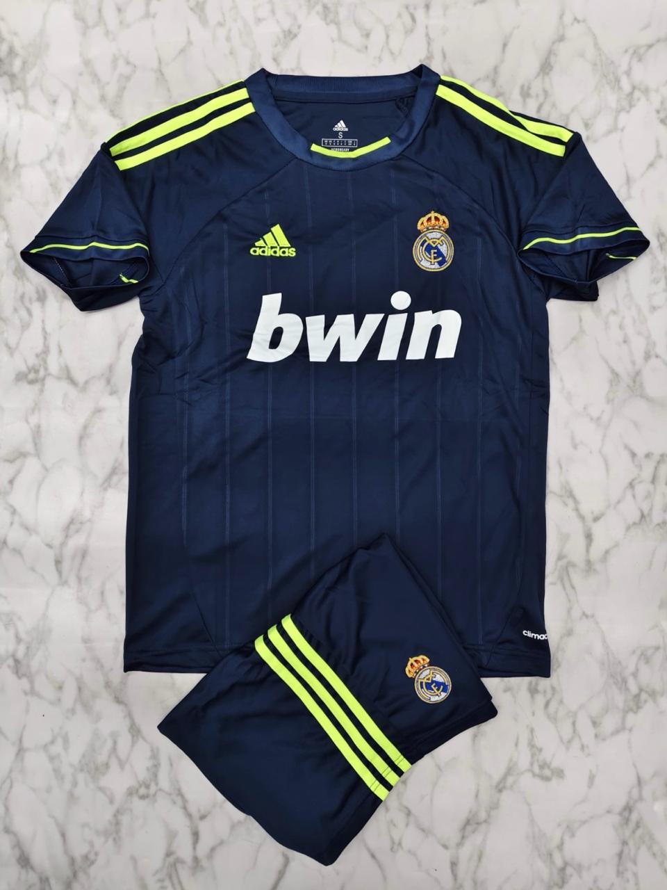 Real Madrid Away Retro Kit - 2012/13