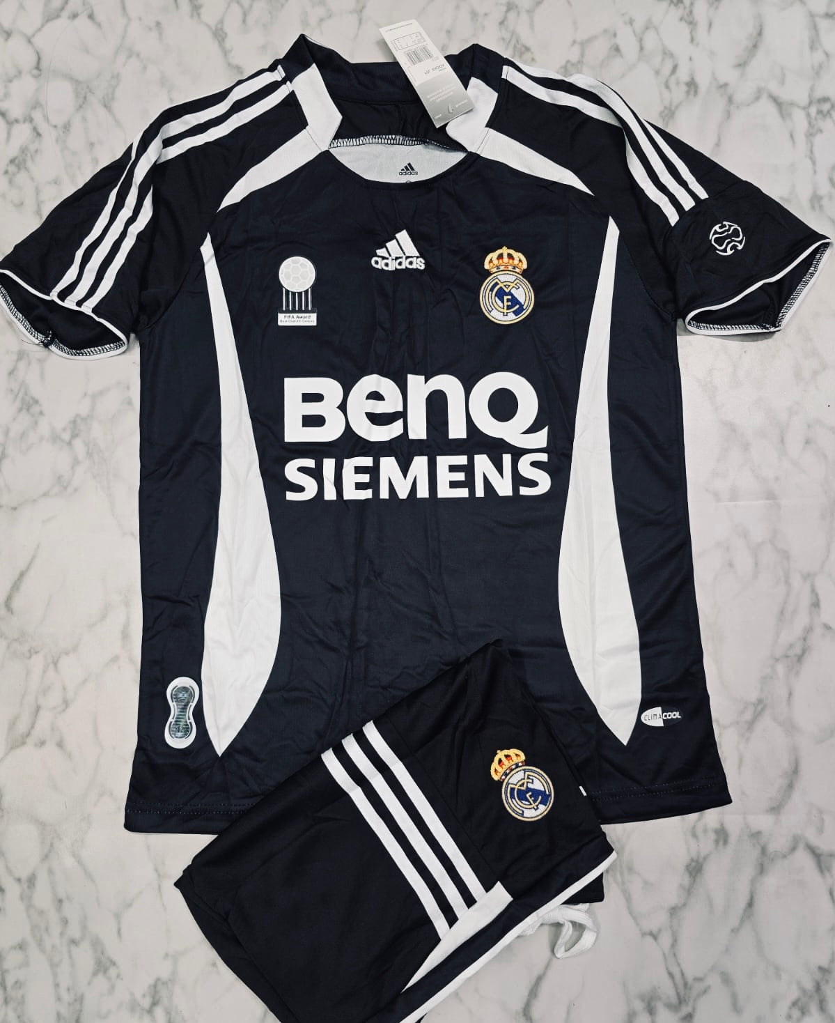 Real Madrid 06/07 Away Retro Jersey Kit