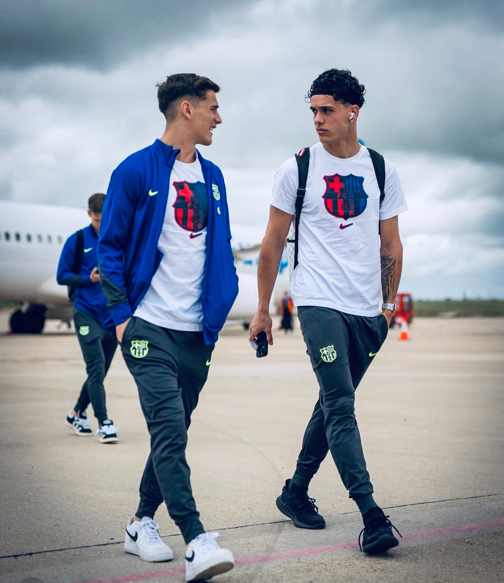 Barcelona F.C Travel Graphic Tee (Unisex)